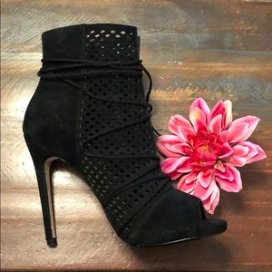 Black Steve Madden Tie up booties